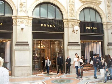 prada new hotel milan|Prada family to plan for drama.